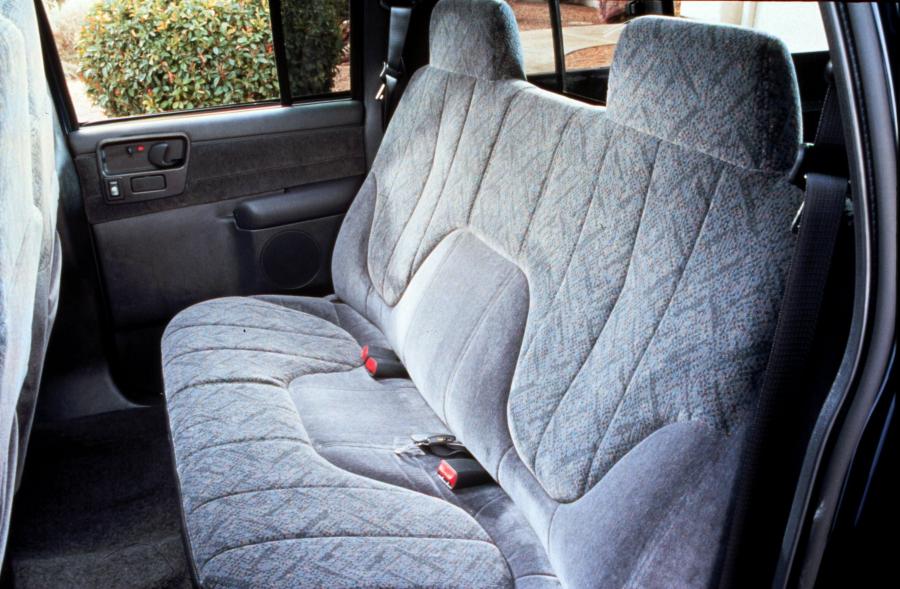  GMC Sonoma 1999 года  (фото 16 из 24)